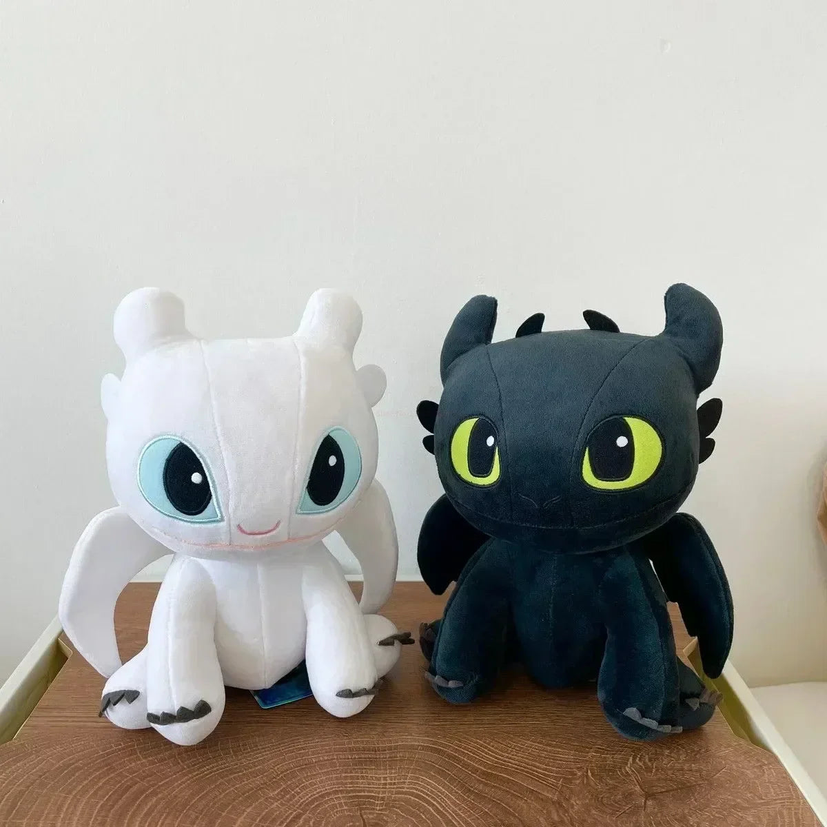 Peluche del Dragón Toothless: Suave y Adorable